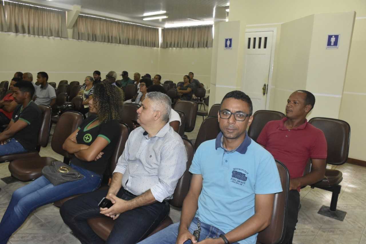 Camacã: Prefeitura entrega CEFIR de graça para Pequenos Produtores